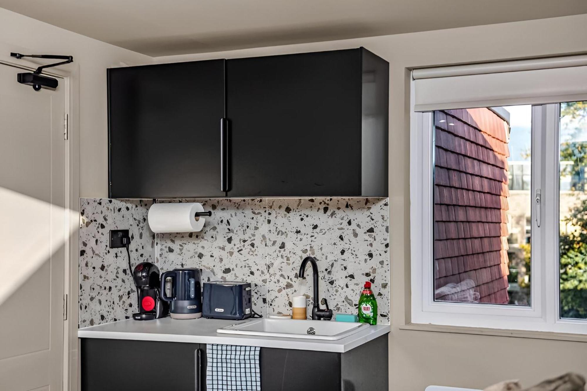 Apartamento Radiant Nook With Full Kitchen
